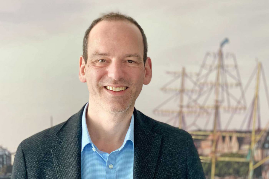 Dr Frank Schmidt